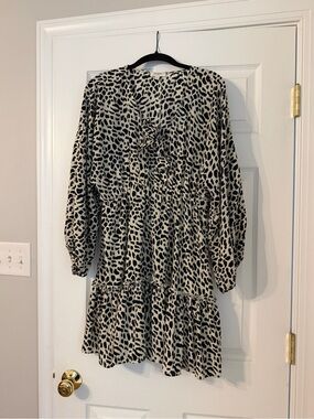 Black and Cream Leopard Print Long Sleeve Dress